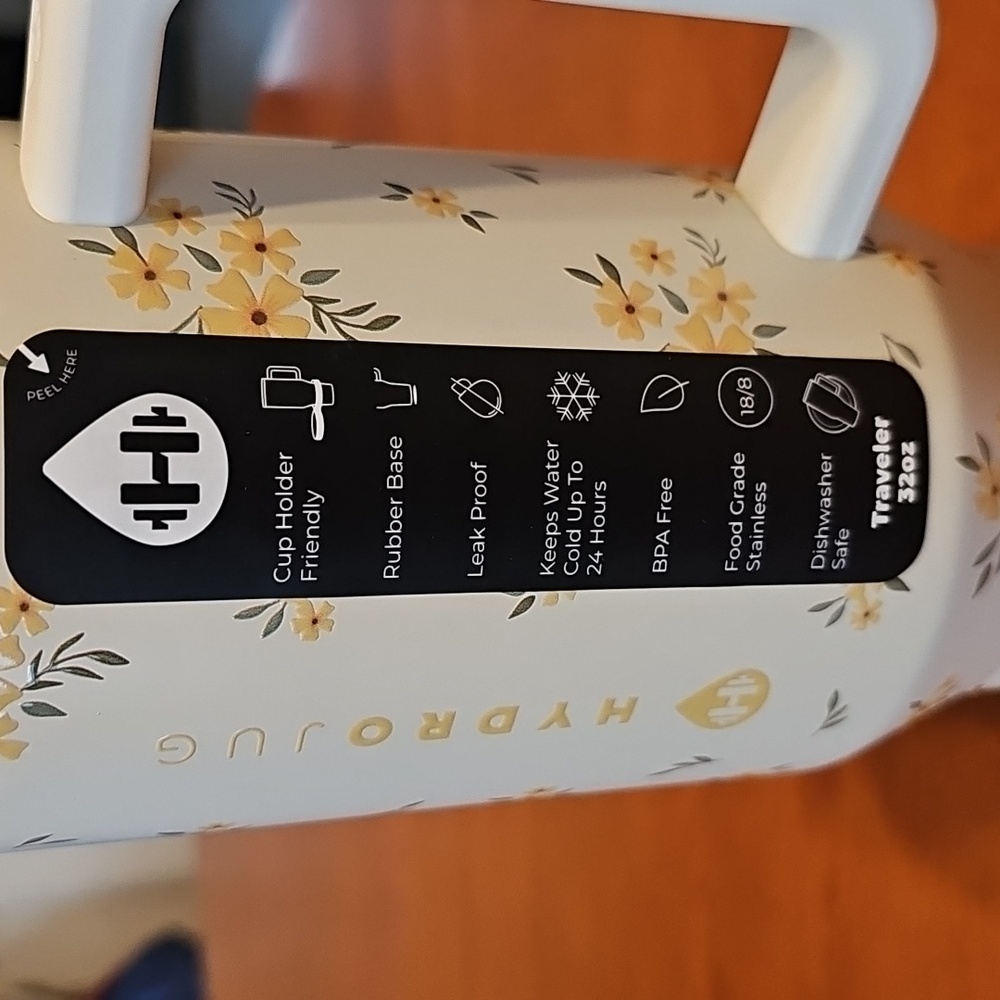HydroJug 32 oz Traveler - Picture 2 of 8
